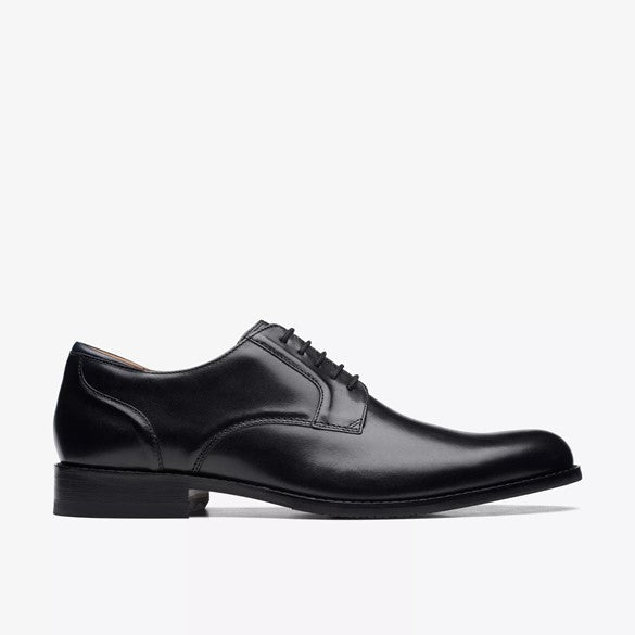 Clarks- Whiddon Pace, black leather
